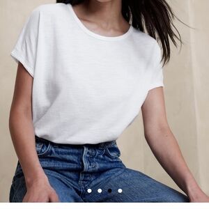 Banana Republic white tee